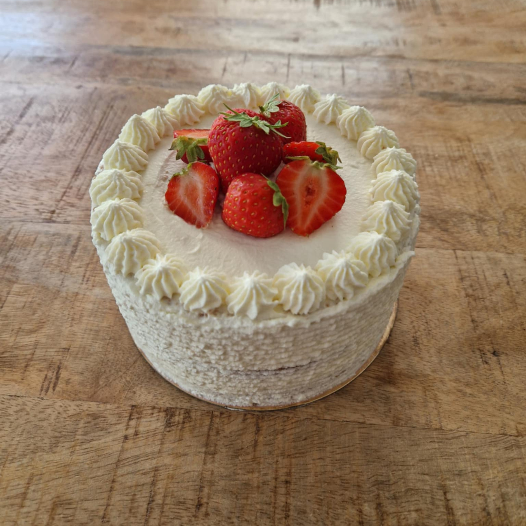 SEIZOEN VOORBIJ | Aardbei room chiffon taart
