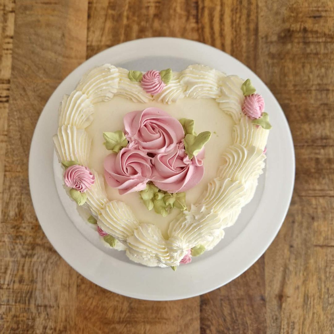 Rose heart cake (8 pers)