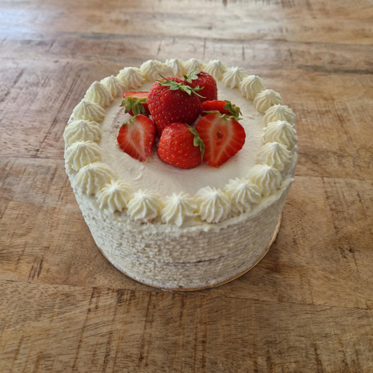 SEIZOEN VOORBIJ | Aardbei room chiffon taart
